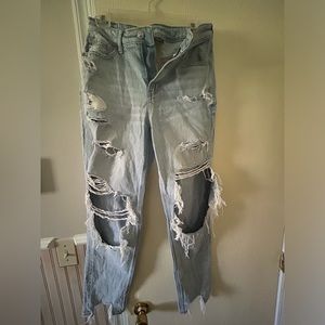 American eagle ripped mom jeans